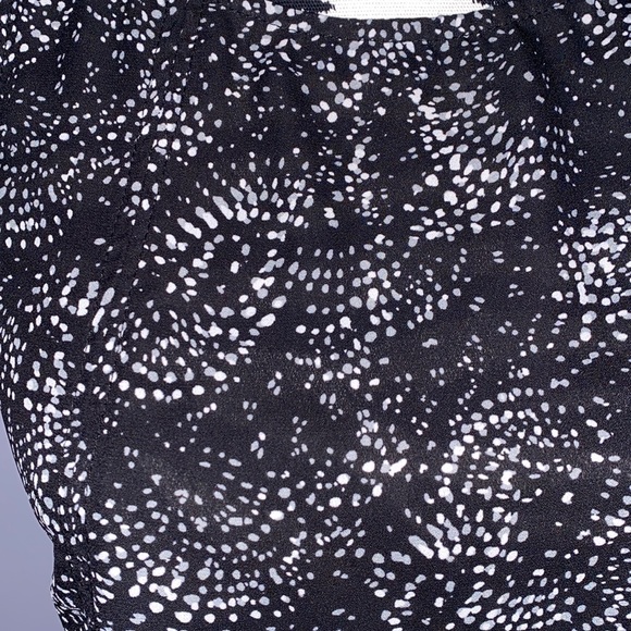 Paper Crane sleeveless top size Small - Picture 2 of 3